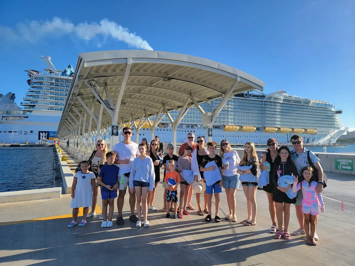 Families enjoying a Caribbean cruise together with Miami Family Club
